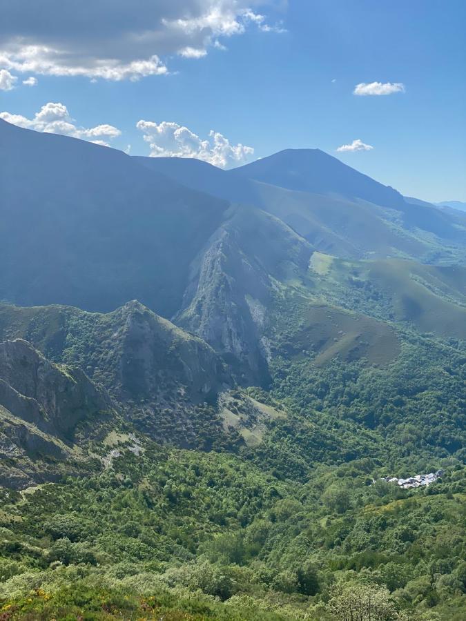 Hotel Valle Del Silencio San Esteban de Valdueza エクステリア 写真